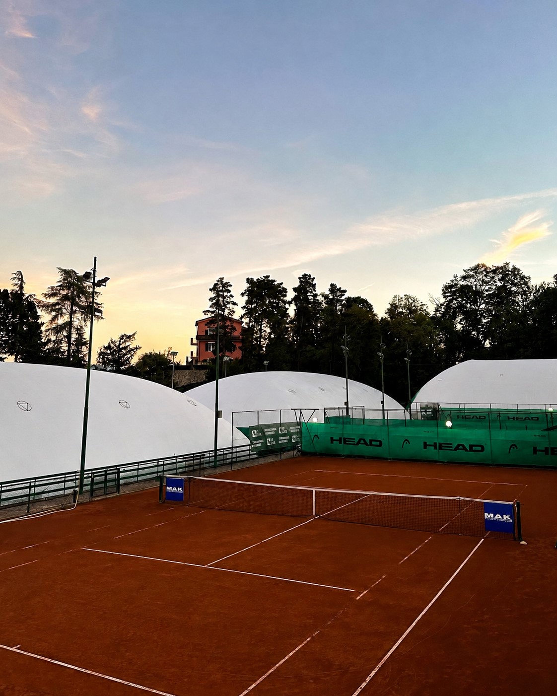 Campi coperti invernali del Circolo Tennis Spezia